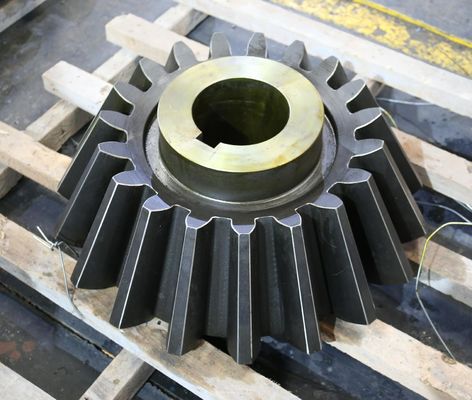 Customized Bevel Pinion Gear Kekerasan Tinggi Untuk Berbagai Industri Mesin