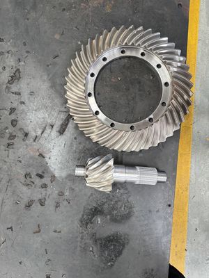 Gear Bevel Spiral Kekuatan Tinggi untuk Reduktor Crusher